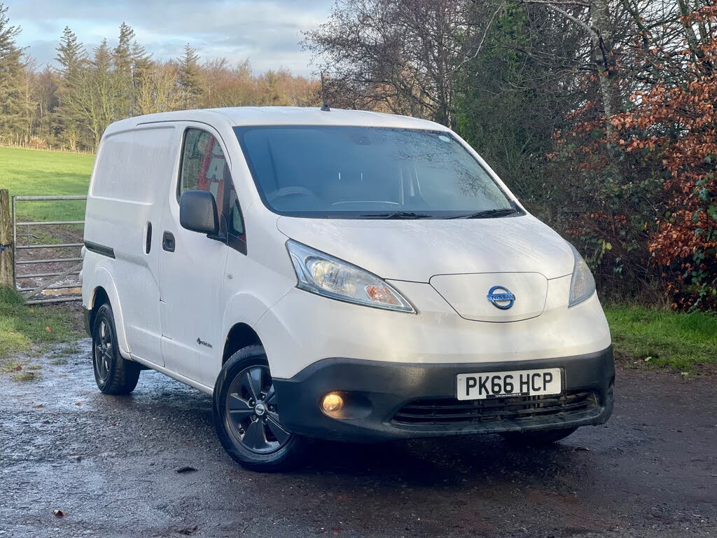 2016 Nissan eNV200 E Tekna Rapid Panel Van