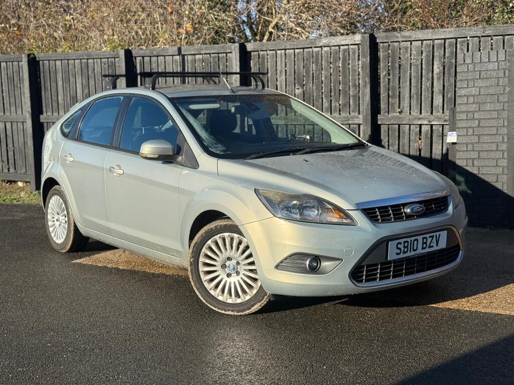 2010 Ford Focus 1.6 Titanium Hatchback auto