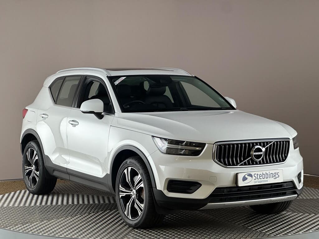 2021 Volvo XC40 1.5 T4 Inscription (208bhp)