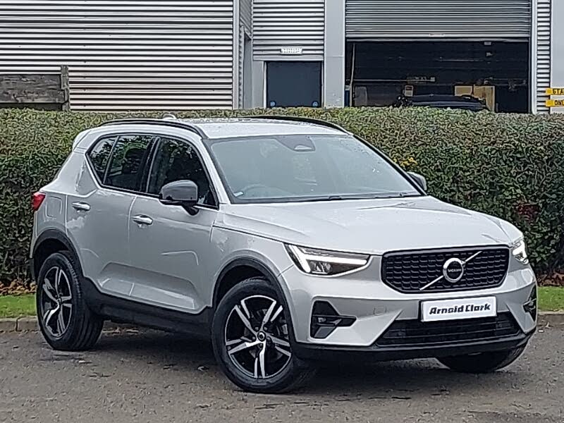 2022 Volvo XC40 2.0 B3 Plus