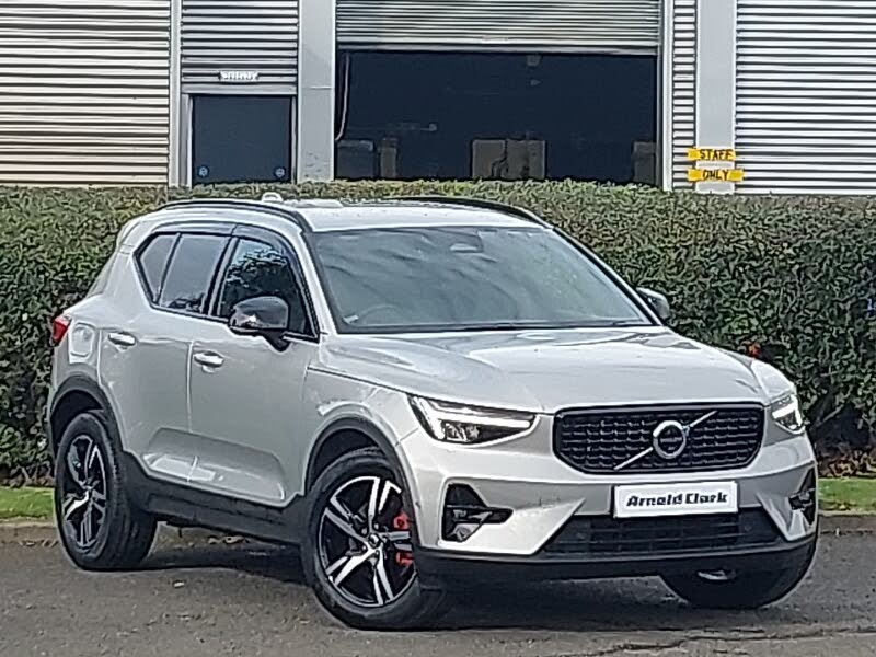 2023 Volvo XC40 2.0 B3 Plus
