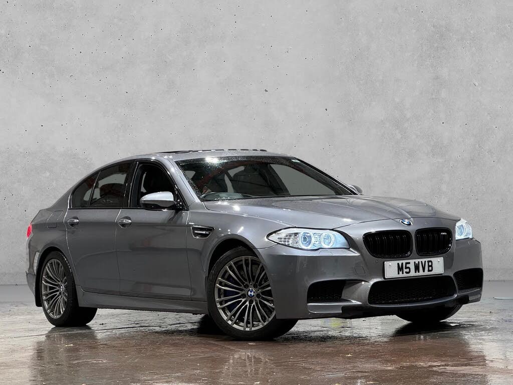 2013 BMW 5 Series 4.4 M5