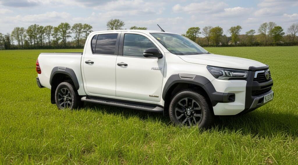 2022 Toyota Hi-Lux 2.8D-4D Invincible X (204hp)(Eu6d) 2755cc auto