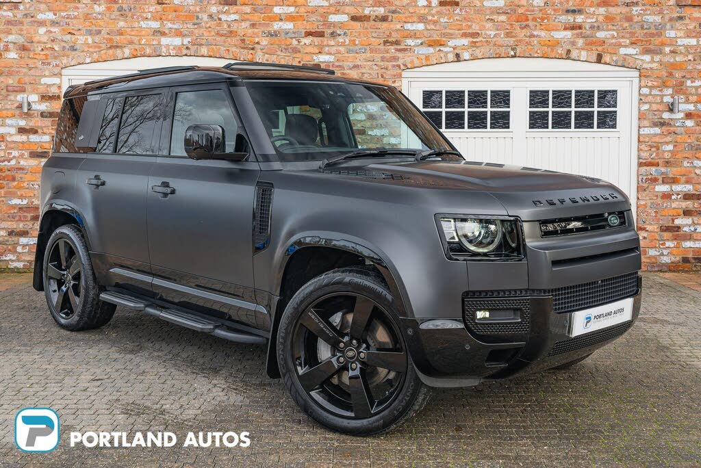 2024 Land Rover 110 Defender 3.0 D300 X-Dynamic HSE