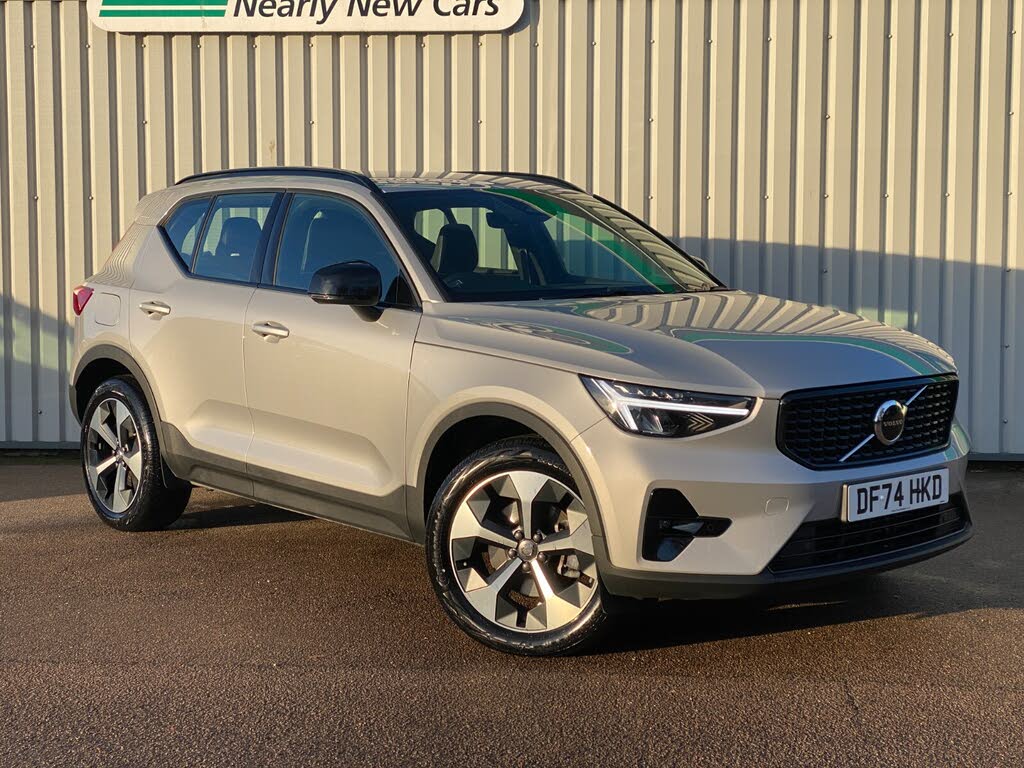 2024 Volvo XC40 2.0 B4 Plus