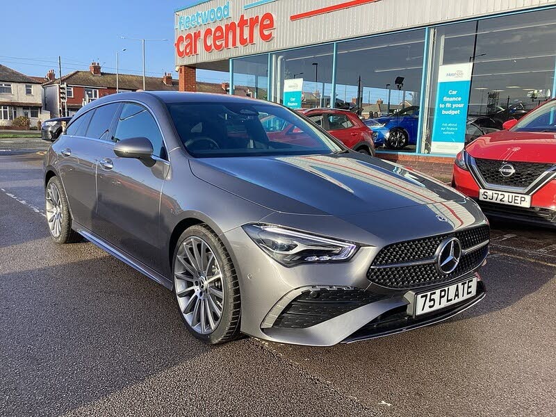 2025 Mercedes-Benz CLA 1.3 CLA 200 AMG Line Executive Shooting Brake 5d