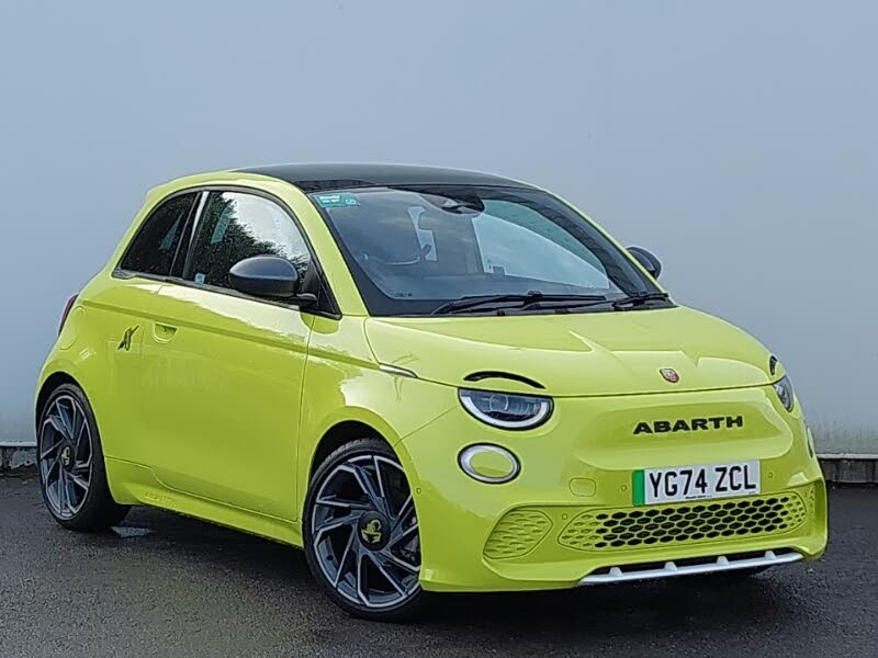 2024 Abarth 500 E 500e Turismo