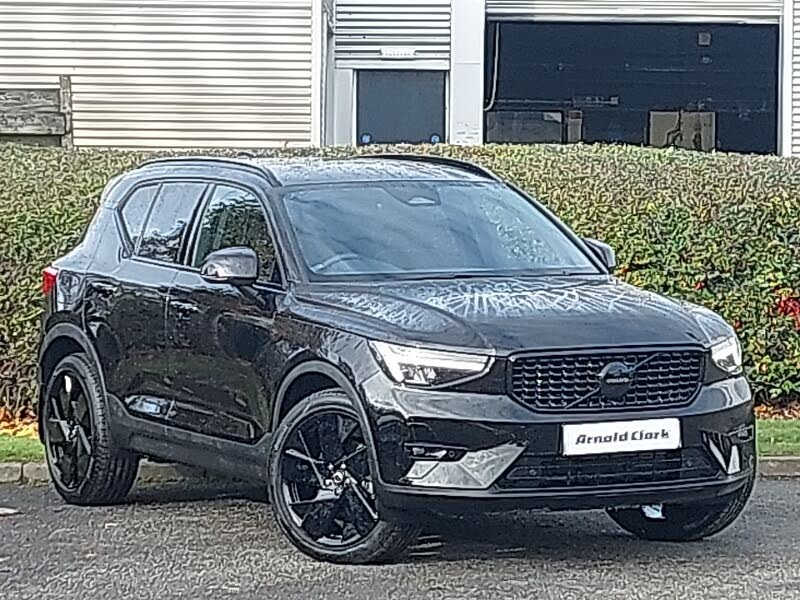 2024 Volvo XC40 2.0 B3 Plus Black Edition