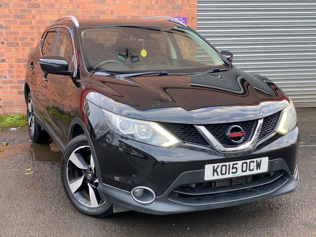 2015 Nissan Qashqai 1.6dCi N-TEC+ XTRONIC CVT