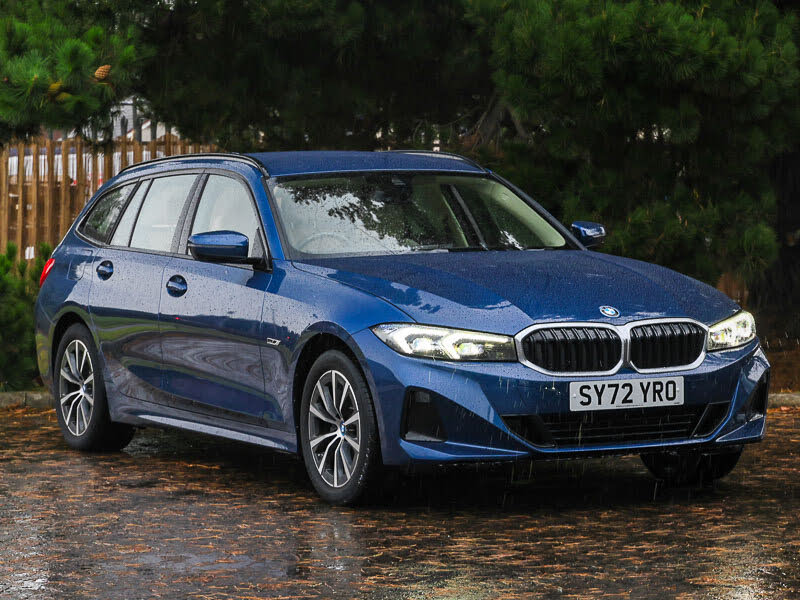2022 BMW 3 Series 2.0 330e xDrive Sport Touring 5d