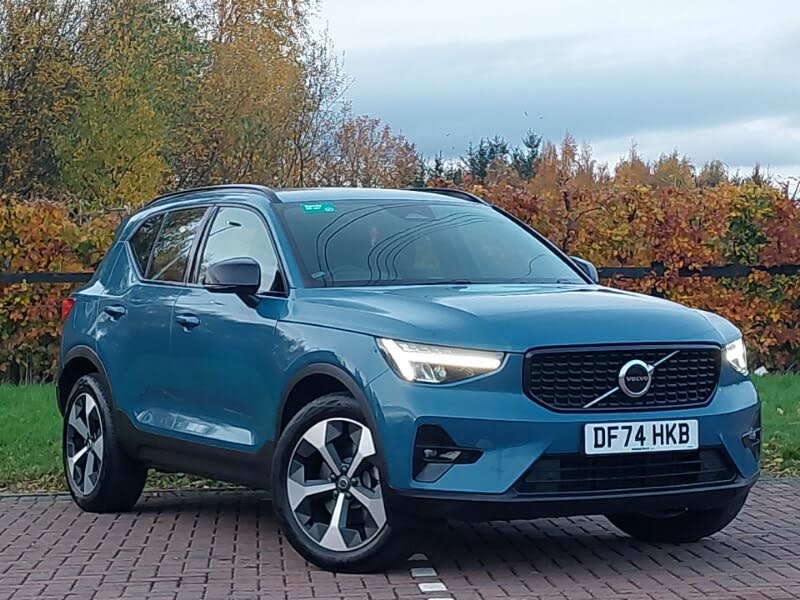 2024 Volvo XC40 2.0 B4 Plus