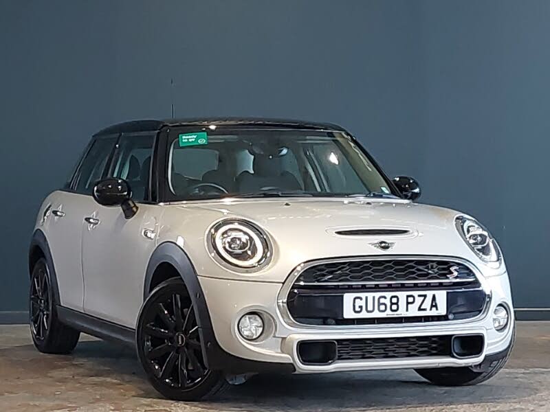 2018 MINI Mini 2.0 Cooper S Series II (s/s) Hatchback 5d Sport Auto