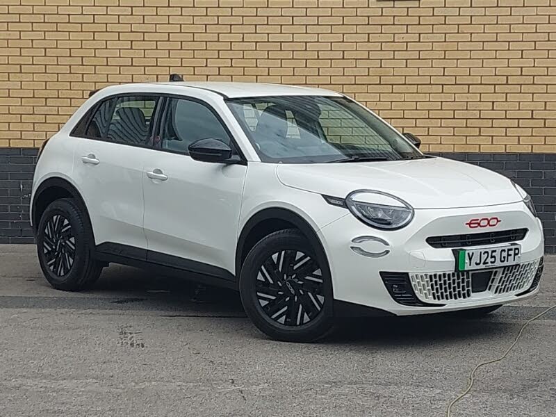 2025 Fiat 600e E RED