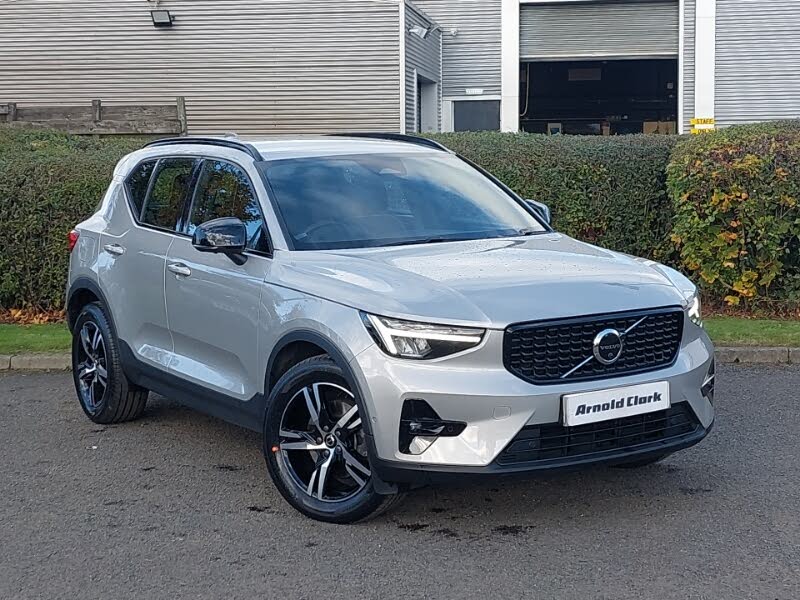 2023 Volvo XC40 2.0 B3 Plus