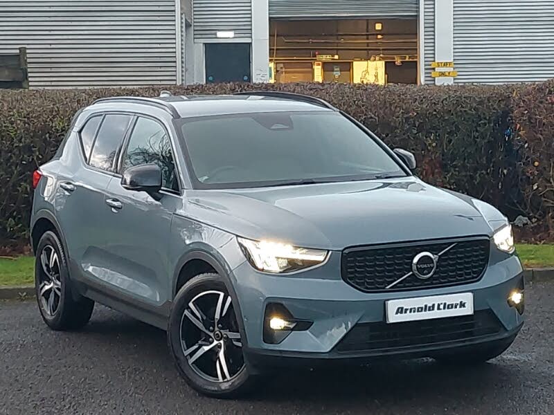 2023 Volvo XC40 2.0 B3 Plus