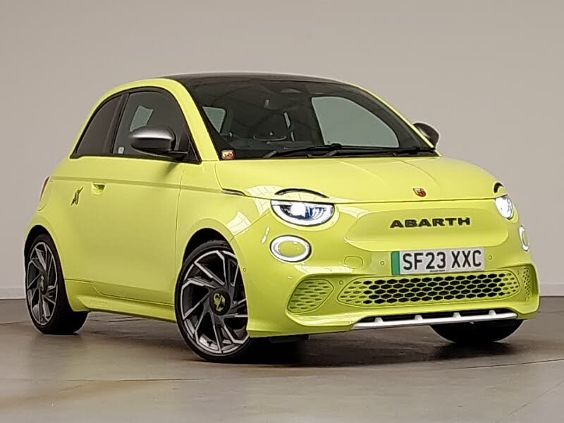 2023 Abarth 500 E 500e Turismo