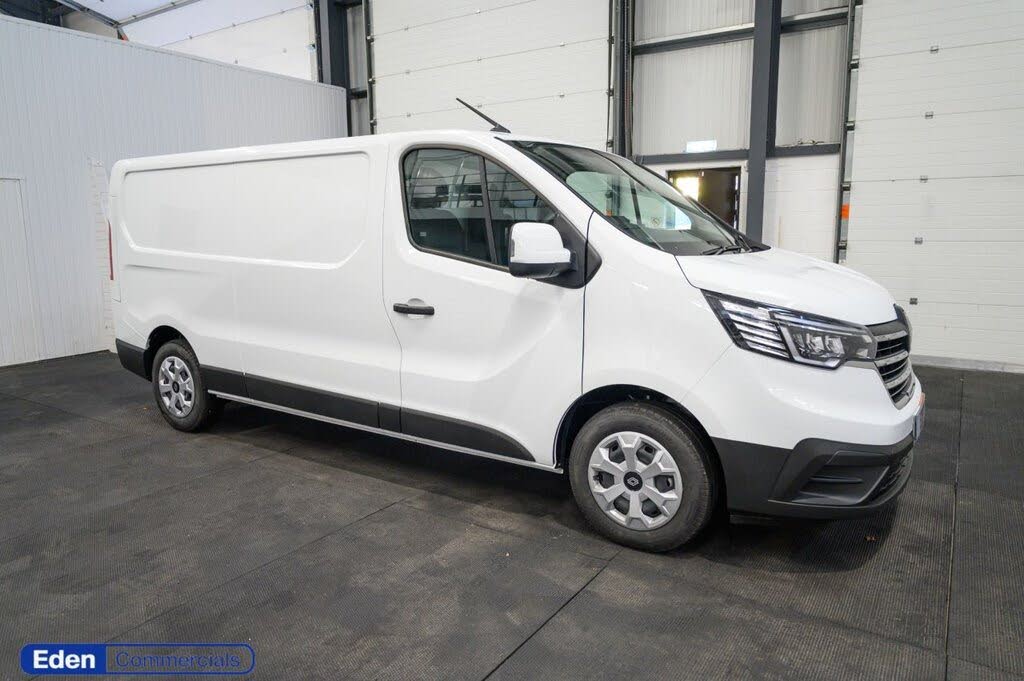 2025 Renault Trafic 2.0dCi LL30 130 Advance Panel