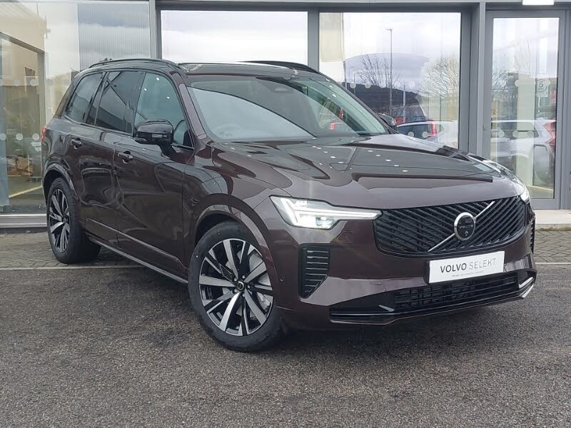 2025 Volvo XC90 2.0 B5 Plus Pro