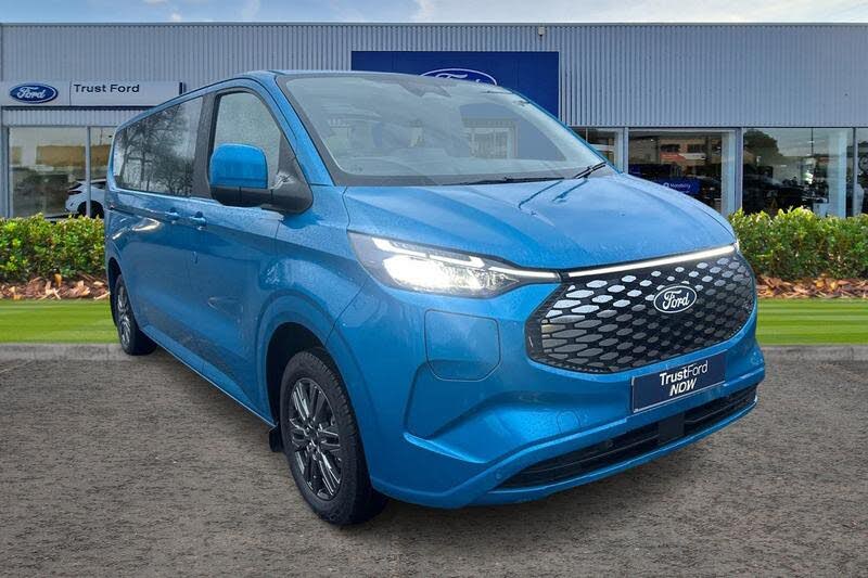 2025 Ford Tourneo Custom E 340 L2 Titanium