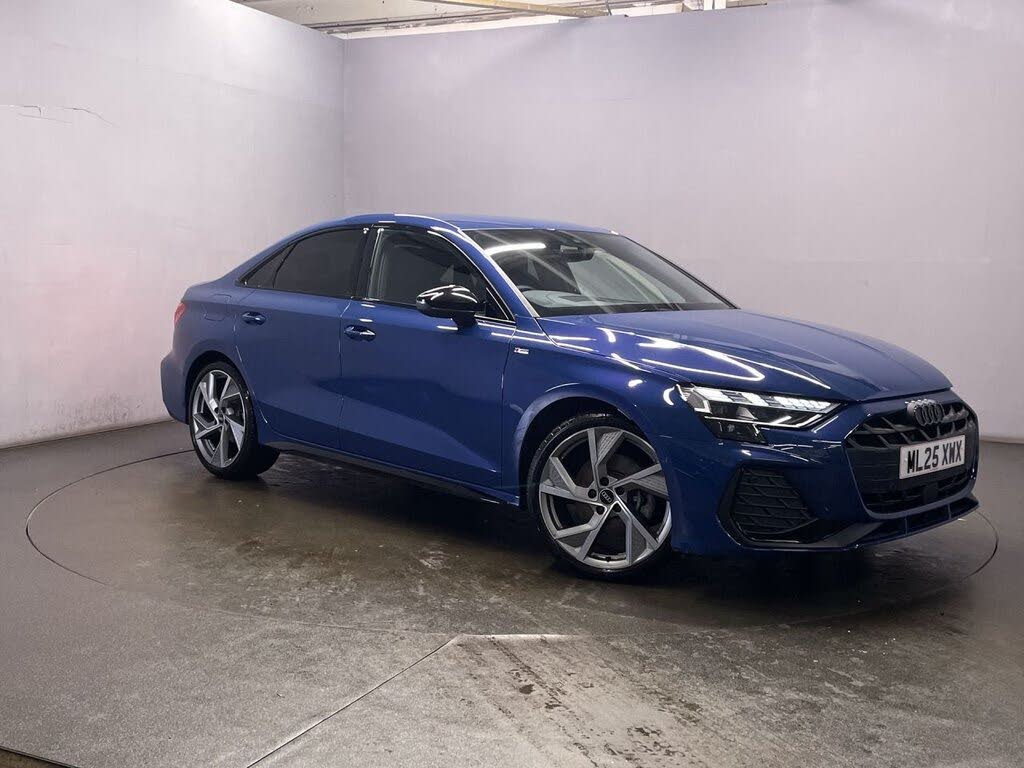 2025 Audi A3 1.5 35 TFSI Black Edition Saloon 4d