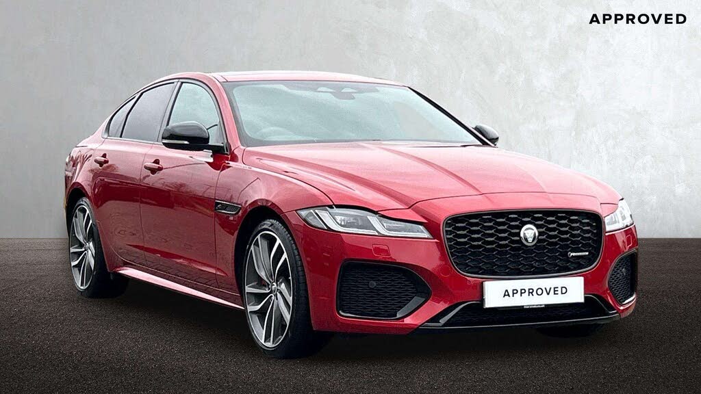 2024 Jaguar XF 2.0 P250 R-Dynamic HSE Black