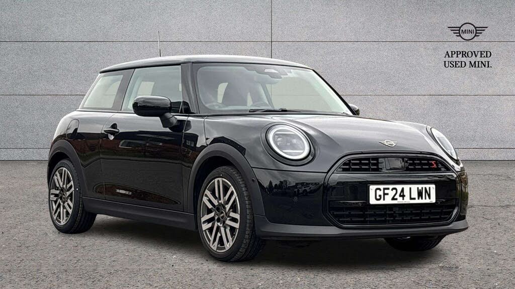 2024 MINI Mini 2.0 Cooper S Classic (201bhp) Hatchback 3d Auto
