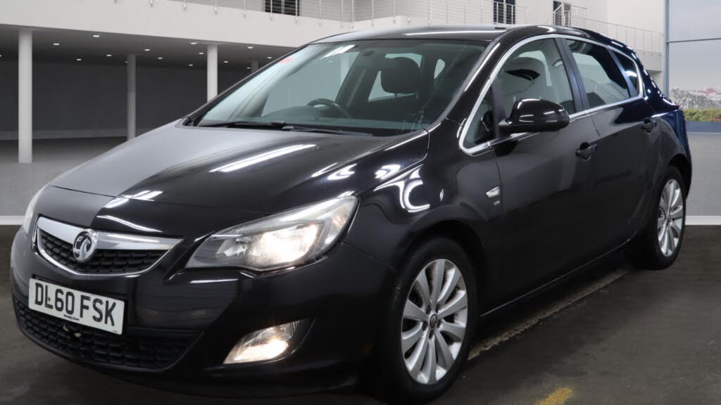 2011 Vauxhall Astra 1.6 SRi 16v VVT (115ps) Hatchback 5d