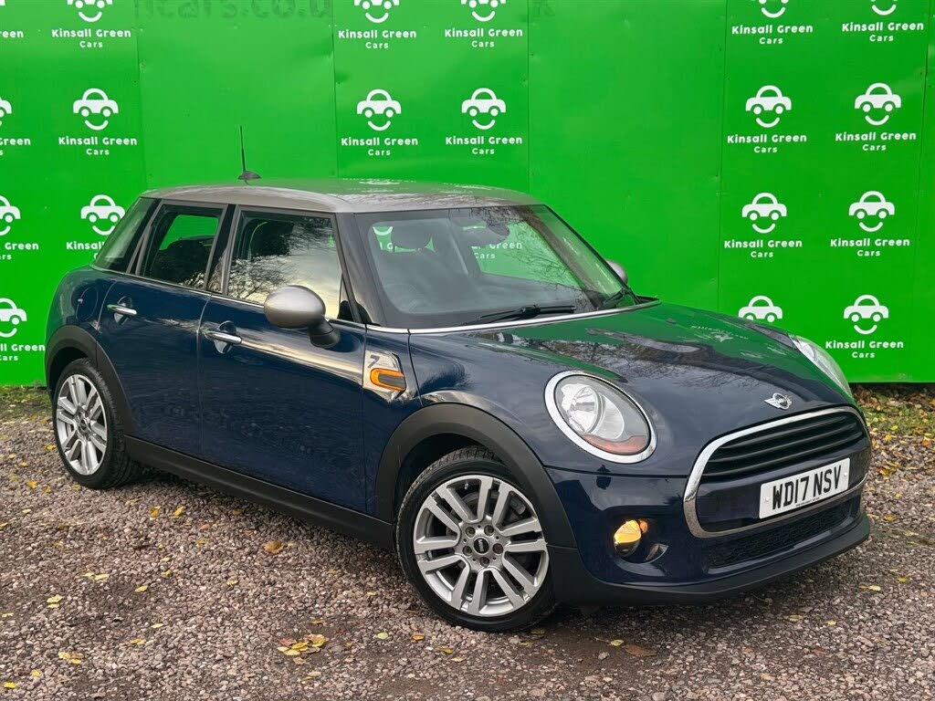 2017 MINI Mini 1.5TD Cooper D Seven 5d