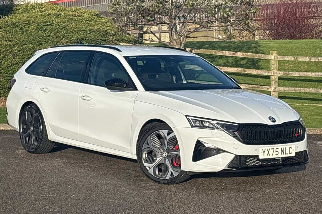 2025 Skoda Octavia 2.0 TSI vRS (265ps) Estate DSG