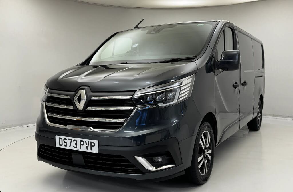 2023 Renault Trafic 2.0dCi LL30 150 Extra Sport (EU6d) Panel