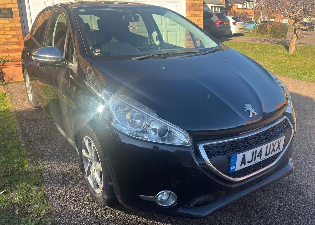 2014 Peugeot 208 1.2 Style 5d