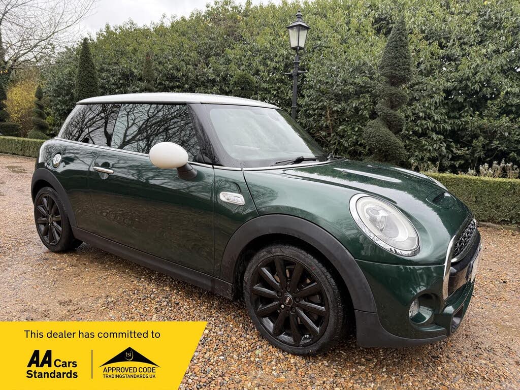2014 MINI Mini 2.0 Cooper S 3d