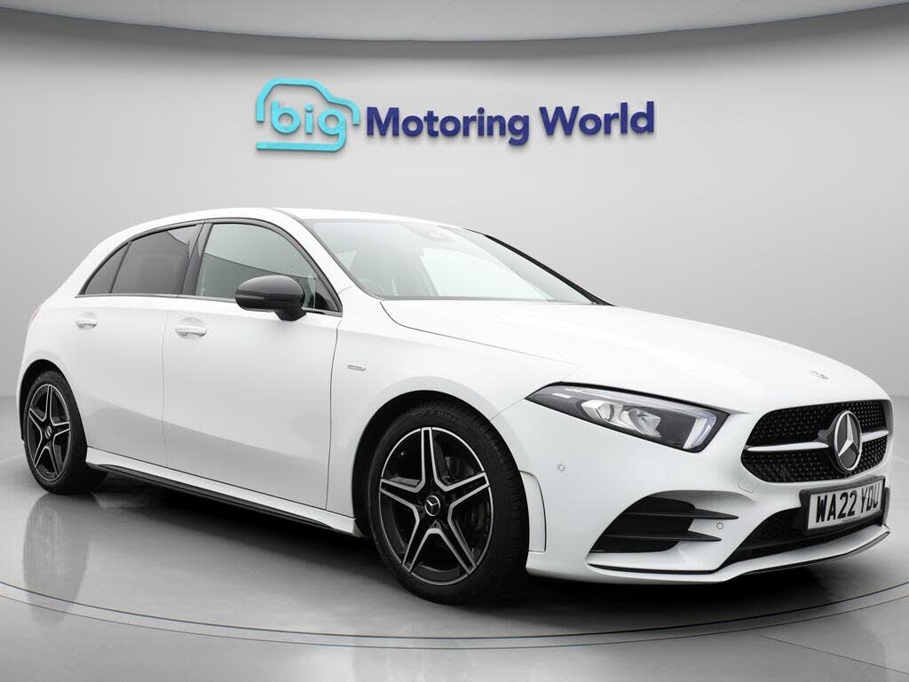 2022 Mercedes-Benz A-Class 1.3 A180 AMG Line Executive Edition Hatchback 5d 7G-DCT