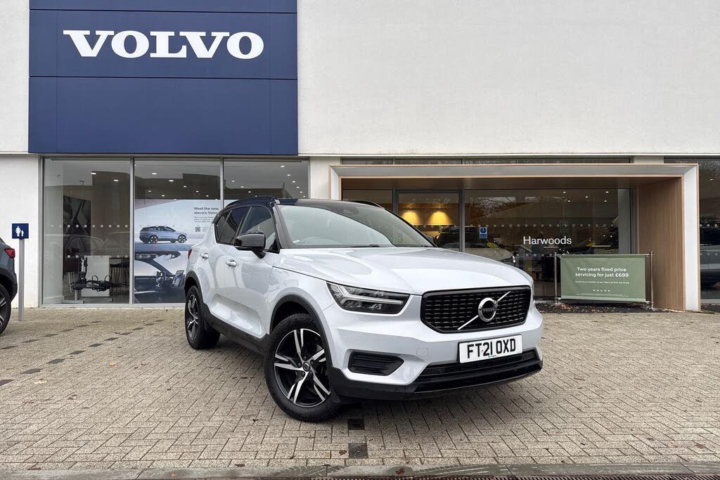 2021 Volvo XC40 1.5 T3 R-Design (161bhp) Auto