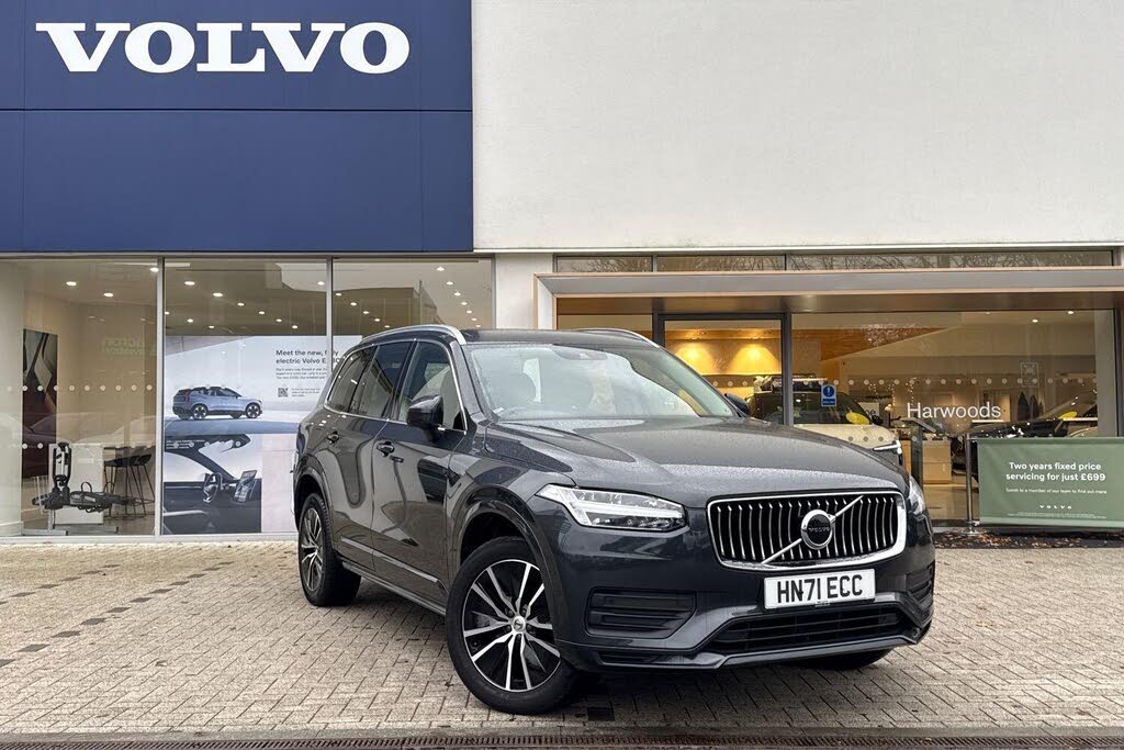 2021 Volvo XC90 2.0TD B5 Momentum
