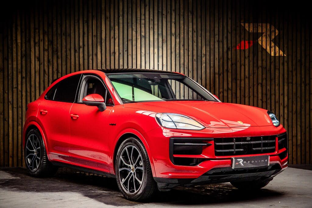 2024 Porsche Cayenne 3.0 V6 E-Hybrid (470ps) Coupe