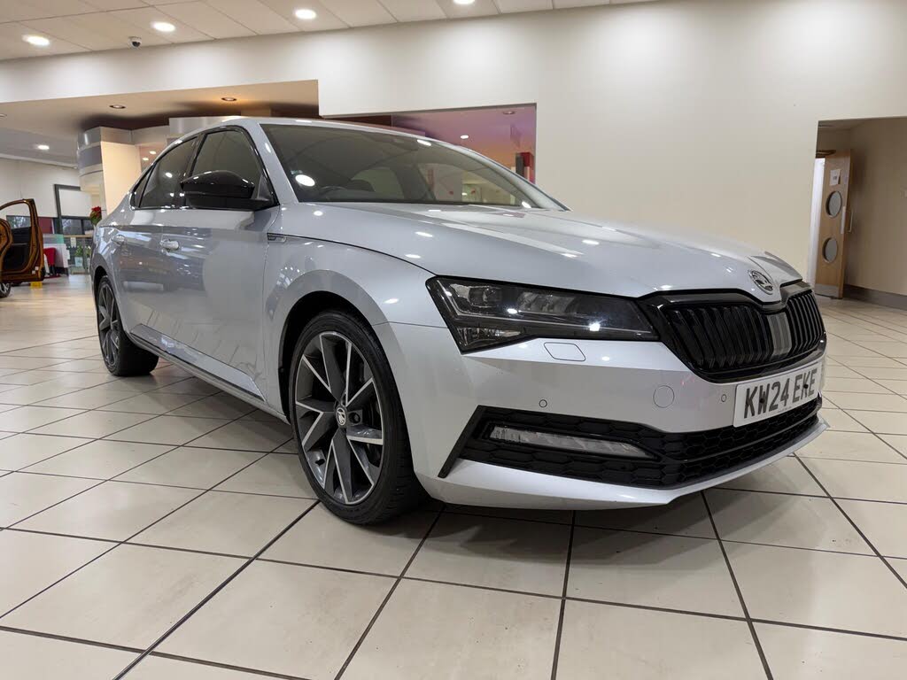 2024 Skoda Superb 1.5 TSI SportLine Plus Hatchback