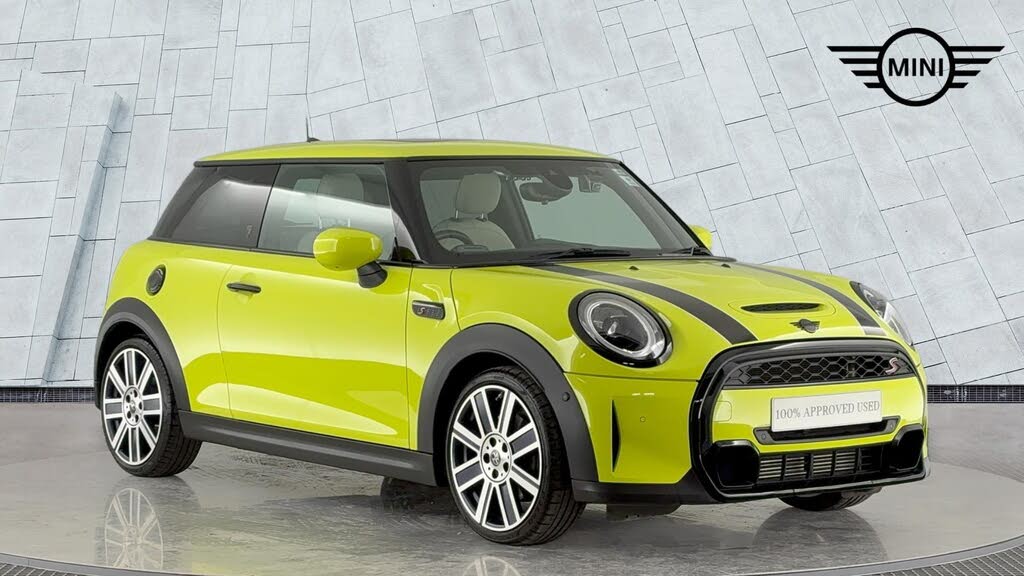 2023 MINI Mini 2.0 Cooper S Exclusive (Premium Auto) Hatchback 3d Auto