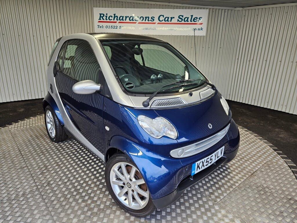 2005 Smart Smart 0.7 Fortwo Passion Hatchback 3d