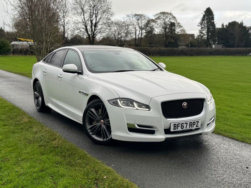 2017 Jaguar XJ Series 3.0 XJ R-Sport