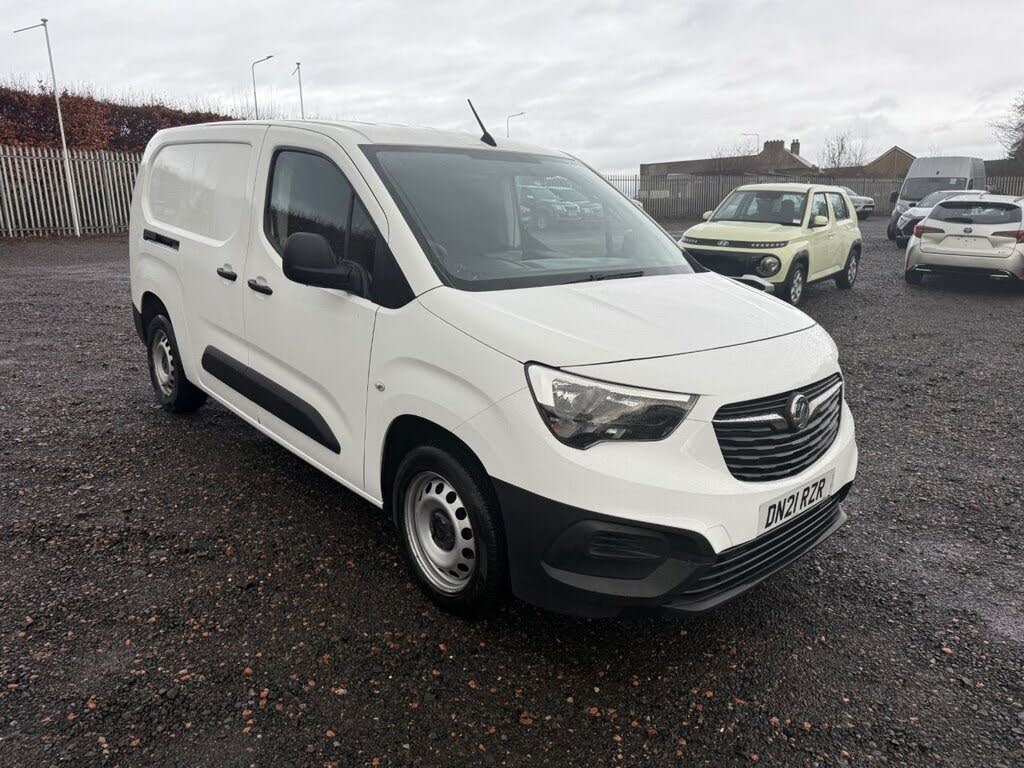 2021 Vauxhall Combo 1.5CDTi Dynamic 2300 (100PS)(EU6dT) L2H1 Panel