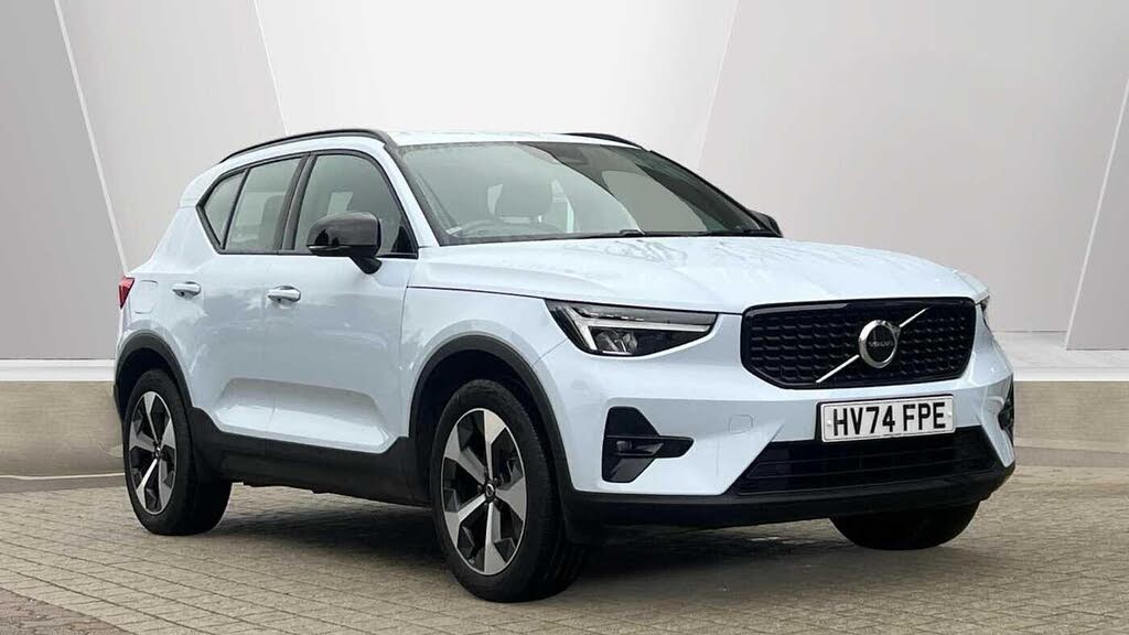 2024 Volvo XC40 2.0 B3 Plus