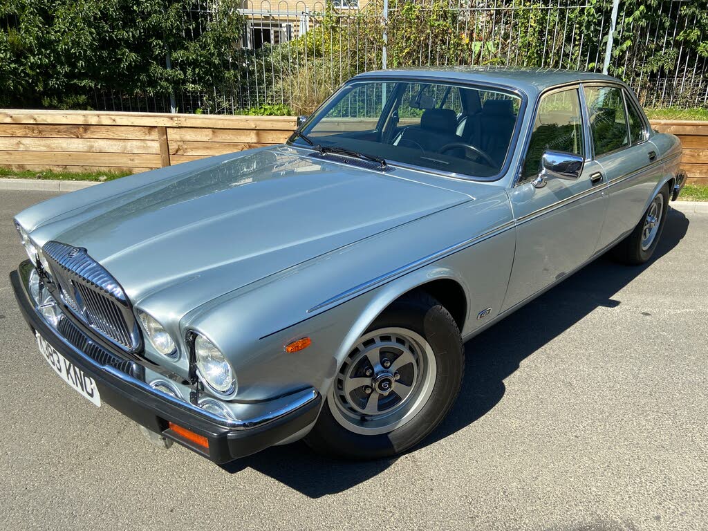 1992 Daimler Double Six V12