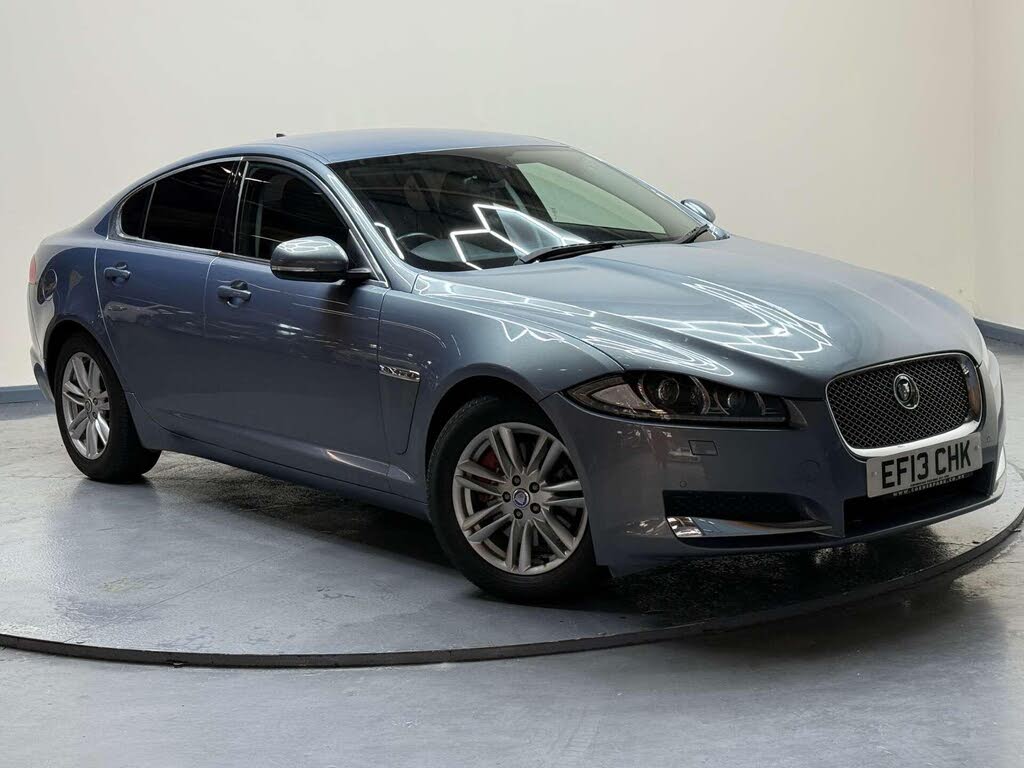 2013 Jaguar XF 2.2TD Luxury (163ps) (s/s) Saloon 4d Auto