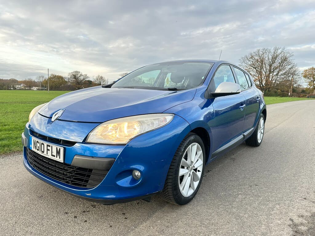 2010 Renault Megane 1.6 I - Music VVT (100bhp) Hatchback 5d