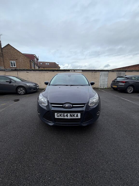 2014 Ford Focus 1.6 Zetec Navigator (125ps) Hatchback Powershift