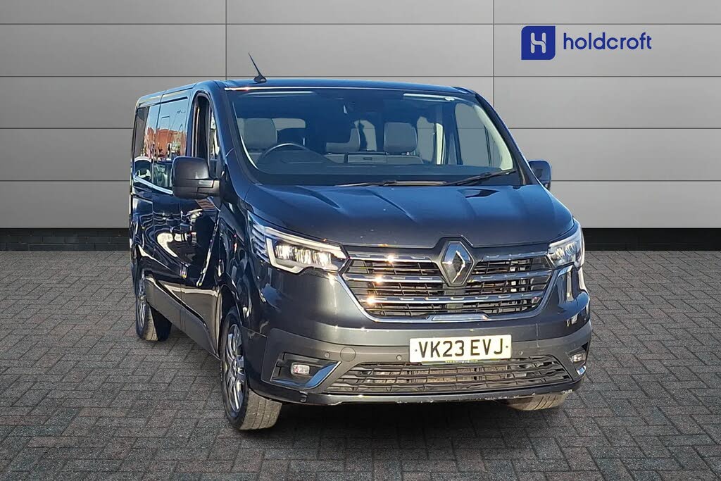 2023 Renault Trafic Passenger 2.0 Blue dCi LL30 170 Sport