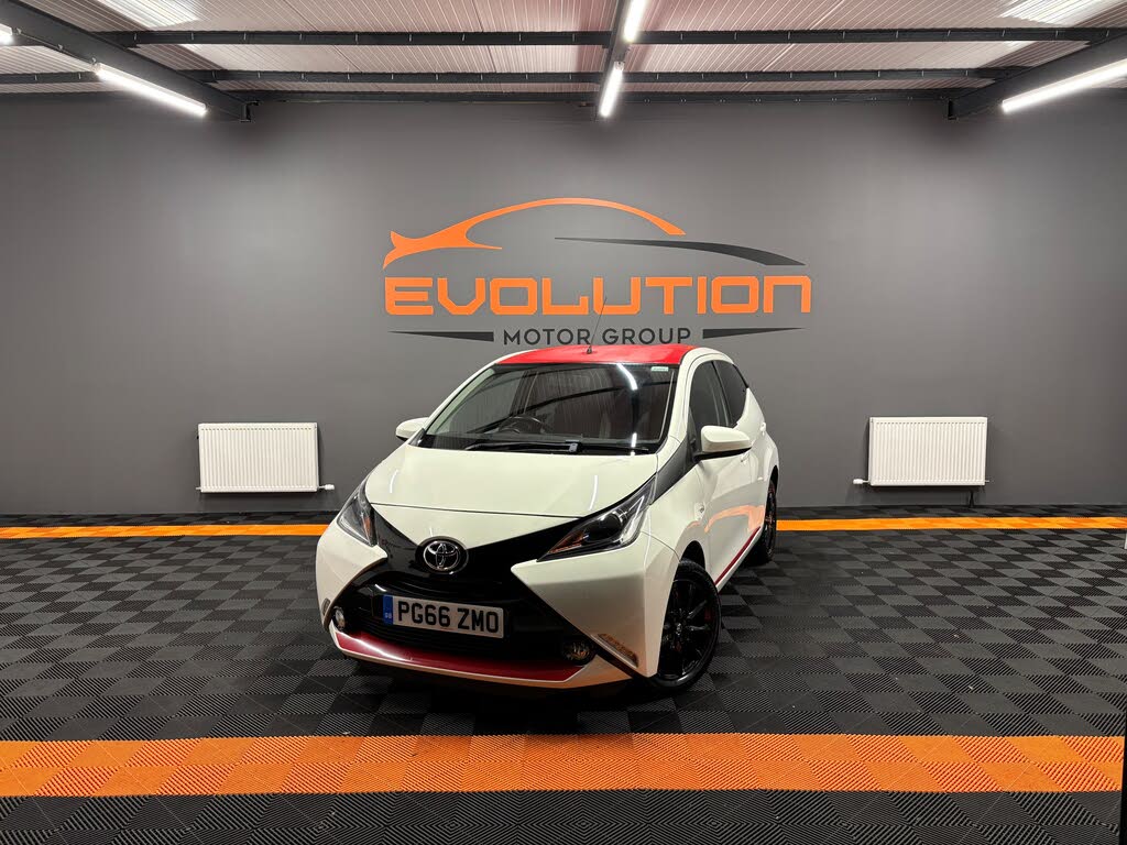 2017 Toyota AYGO 1.0 VVT-i x-press (71bhp) x-shift