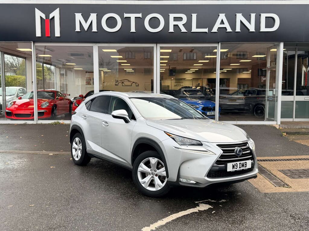 2014 Lexus NX 300h 2.5 Premier (Panoramic Roof)