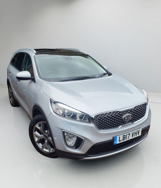 2017 Kia Sorento 2.2 CRDi KX-4 Light Grey and Black Interior 4X4